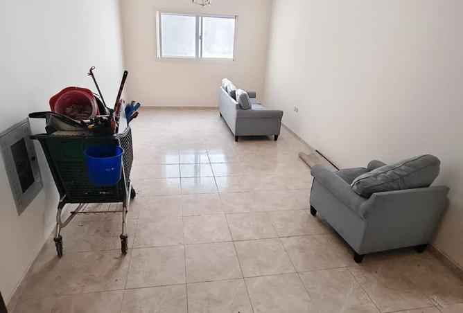 58568000 - Property Main Image