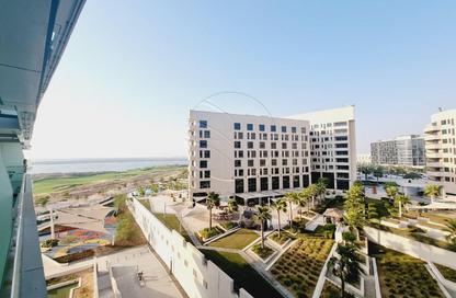 Apartment - Studio - 1 Bathroom for rent in Mayan 1 - Mayan - Yas Island - Abu Dhabi