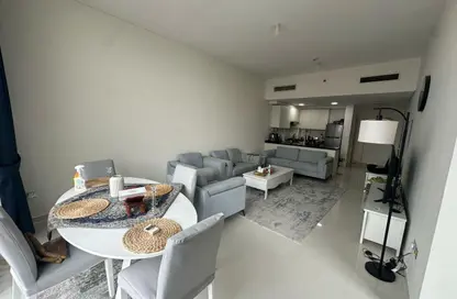Apartment - 2 Bedrooms - 3 Bathrooms for sale in Loreto 1 A - Loreto - DAMAC Hills - Dubai