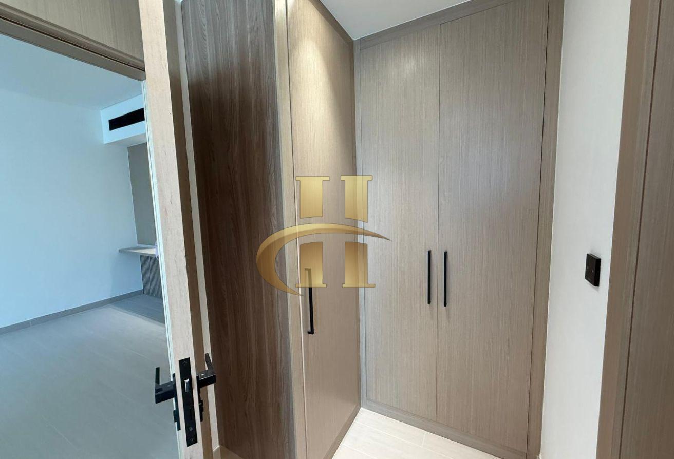 1 BHK + Maid | Semi Furnished | Vacant photo 9