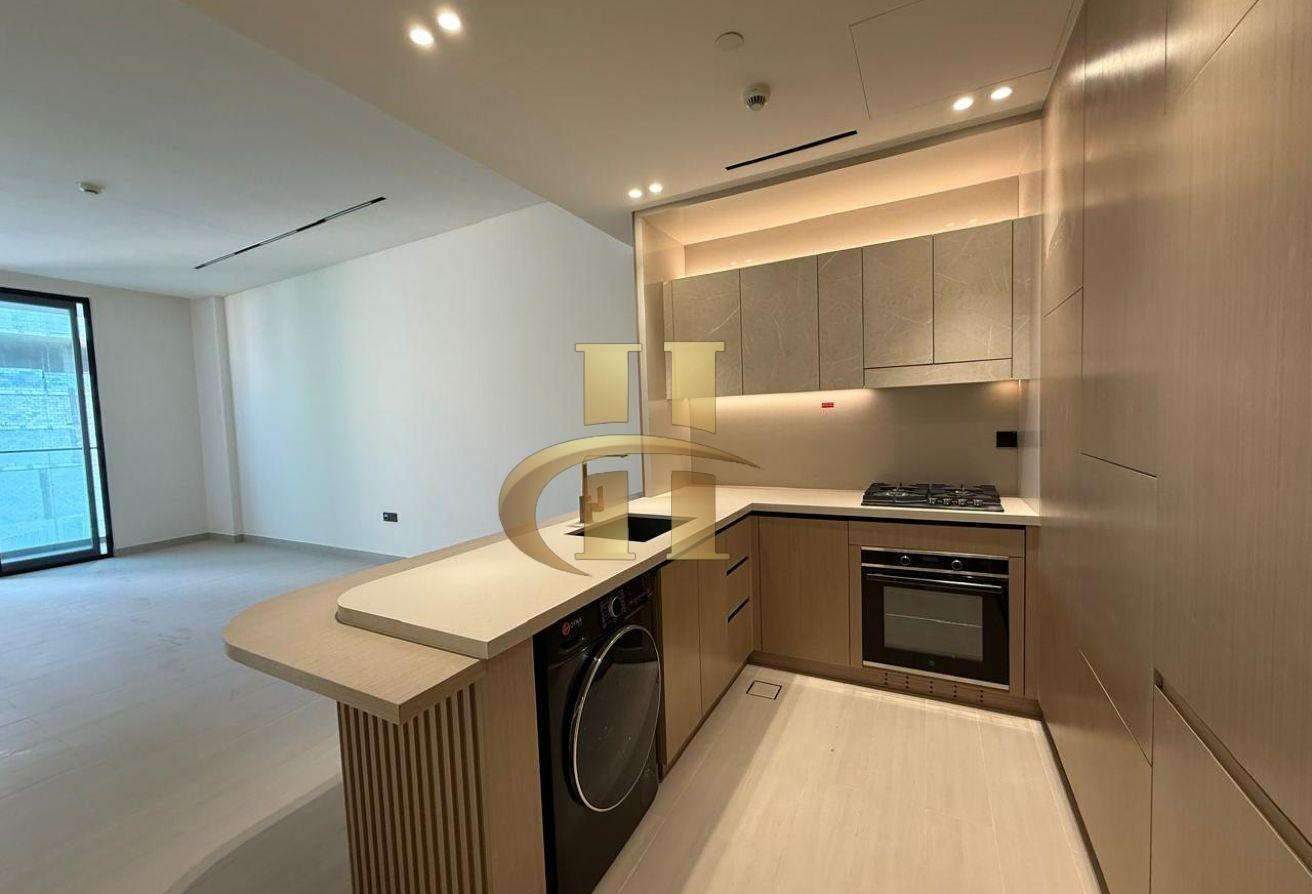 1 BHK + Maid | Semi Furnished | Vacant photo 2