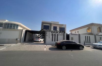 Villa - 5 Bedrooms - 7 Bathrooms for rent in Al Tarfa - Mughaidir - Sharjah