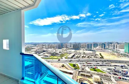 شقة - 3 غرف نوم - 3 حمامات للايجار في برج زعبيل - شارع الشيخ زايد - دبي