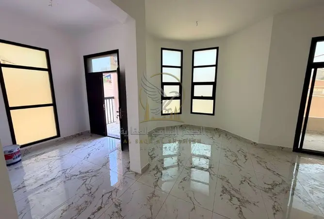 147766599 - Property Image 3