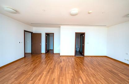 Apartment - 3 Bedrooms - 3 Bathrooms for sale in Burj Daman - DIFC - Dubai