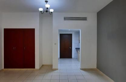 Apartment - Studio - 1 Bathroom for rent in Building S17 - Spain Cluster - International City - Dubai