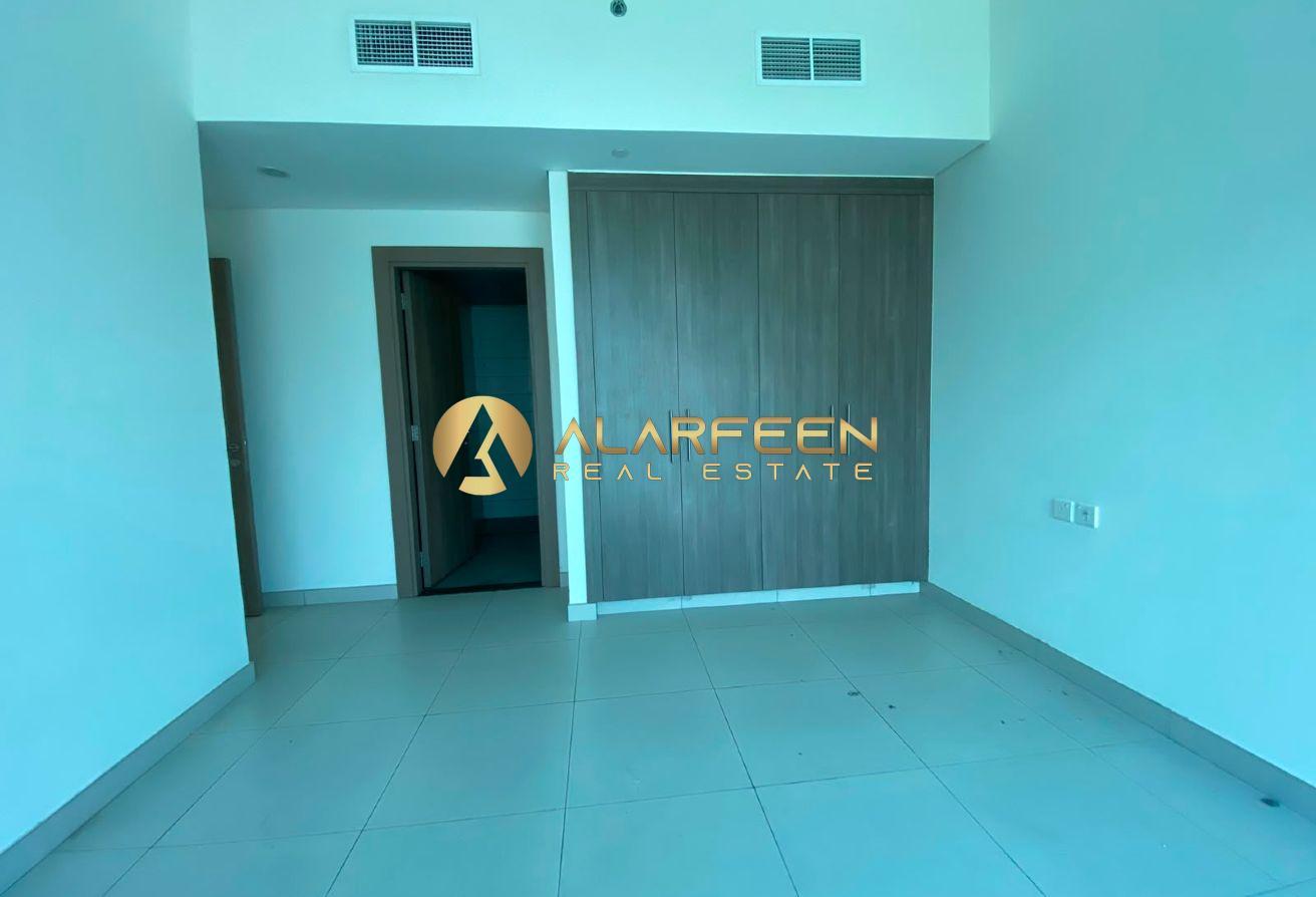 Spacious 1 BR | Great Layout | Chiller Free photo 8