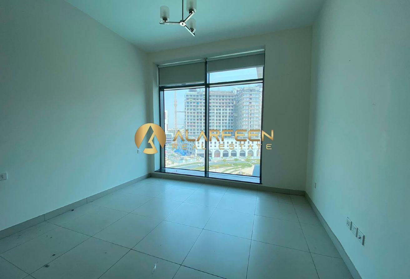 Spacious 1 BR | Great Layout | Chiller Free photo 5