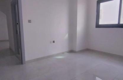 عمارة بالكامل - استوديو - 8 حمامات للبيع في سيتي لايف مول التلة - التله 2 - عجمان