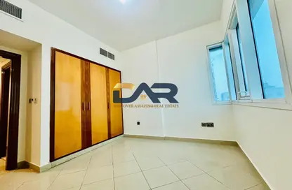 Apartment - 2 Bedrooms - 2 Bathrooms for rent in Shabiya 11 - Shabiya - Mussafah - Abu Dhabi