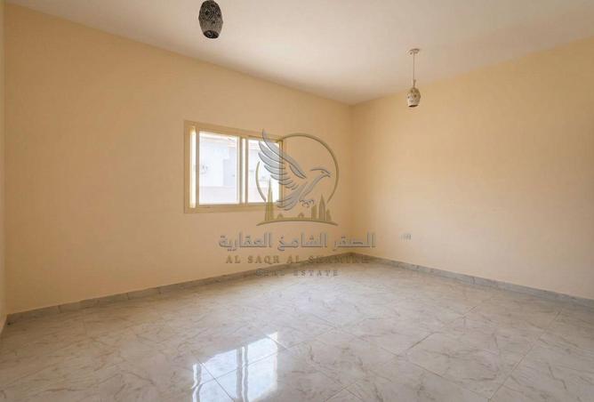 136104041 - Property Image 3