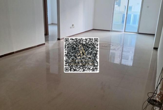Spacious two bedroom apartment with a living room