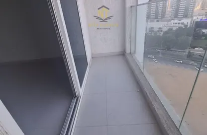 شقة - 2 غرف نوم - 3 حمامات للايجار في شارع التعاون الجديد - التعاون - الشارقة