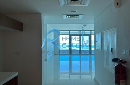 Apartment - Studio - 1 Bathroom for rent in Julphar Residence - Al Reem Island - Abu Dhabi Apartment - Studio - 1 Bathroom for rent in Julphar Residence - Al Reem Island - Abu Dhabi