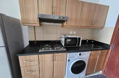 شقة - 1 حمام للايجار في مساكن النخبة رقم 3 - مساكن النخبة الرياضية - مدينة دبي الرياضية - دبي