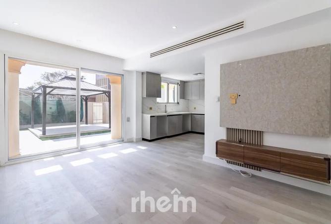 141901301 - Property Image 2