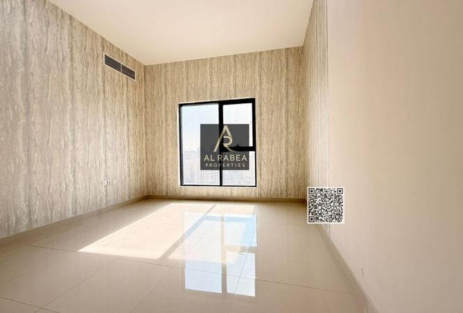 128851378 - Property Image 3