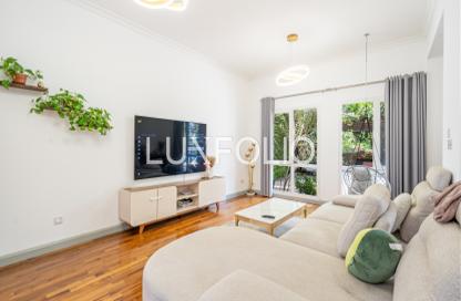 Villa - 5 - 5 for rent in Meadows 7 - Meadows - Dubai Villa - 5 - 5 for rent in Meadows 7 - Meadows - Dubai