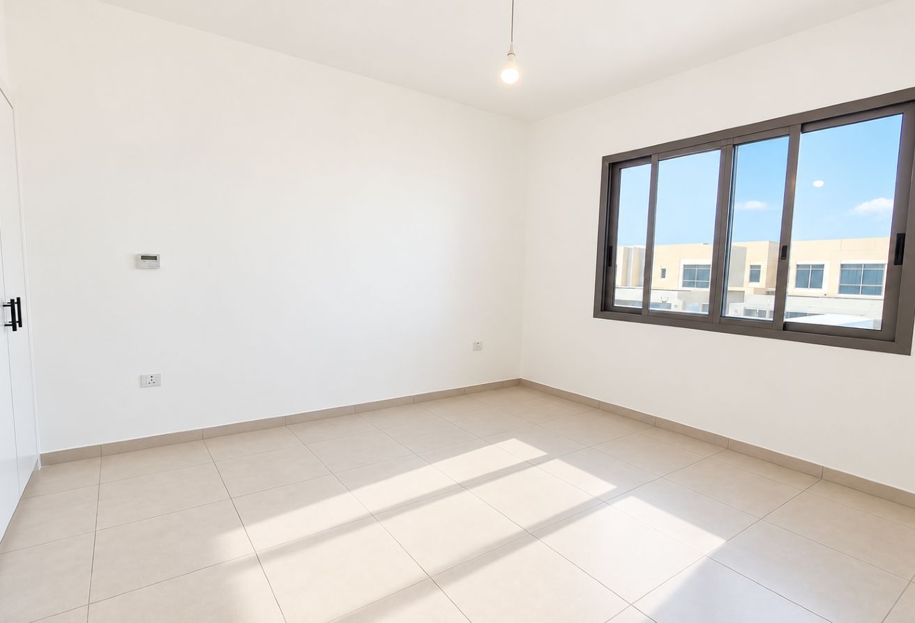 3 bedroom townhouse in Safi Townhouses, Town Square: 12