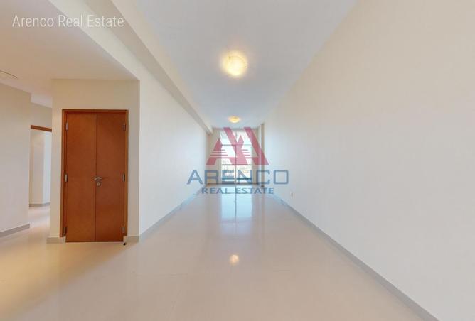 77777624 - Property Image 3