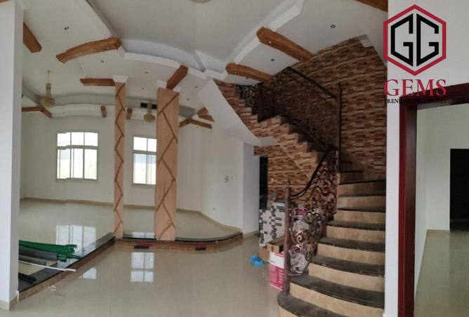 74260933 - Property Image 3