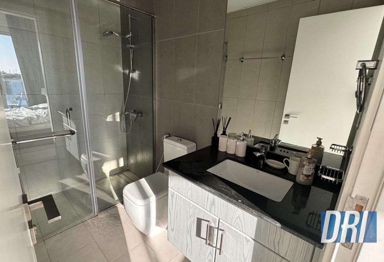 Ready to move | BurjKhalifa View | FULLY FURNISHED photo 11