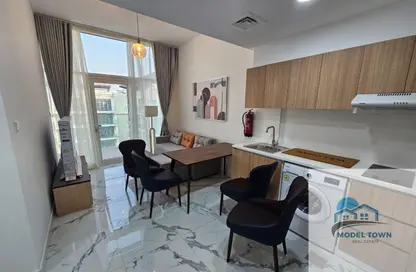 Apartment - 1 Bedroom - 1 Bathroom for rent in Leonardo Residences - Masdar City - Abu Dhabi