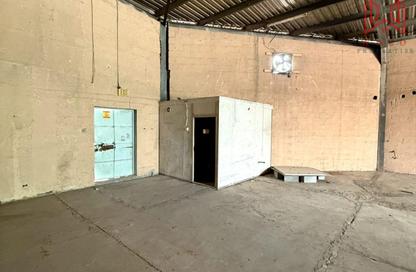 Warehouse - Studio - 1 Bathroom for rent in Ras Al Khor Industrial 2 - Ras Al Khor - Dubai