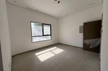 Apartment - 1 Bedroom - 1 Bathroom for rent in Al Qulaya'ah - Al Sharq - Sharjah