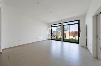 Villa - 4 - 4 for rent in Naseem Townhouses - Town Square - Dubai