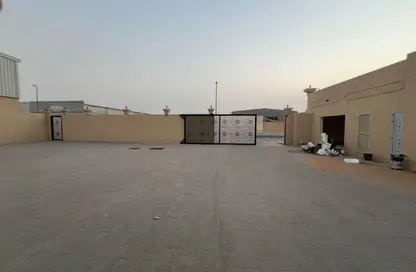 مستودع - استوديو - 3 حمامات للايجار في مبني علي موسى - الصجعة الصناعية - الصجعة - الشارقة