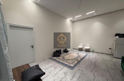 Apartment - 1 - 1 for rent in Madinat Al Riyad - Abu Dhabi