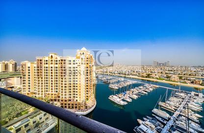 Apartment - 2 - 3 for rent in Emerald - Tiara Residences - Palm Jumeirah - Dubai