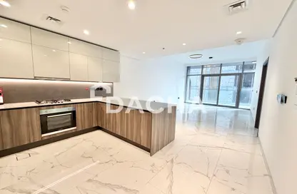 شقة - غرفة نوم - 2 حمامات للبيع في رويال ريجينسي - الخليج التجاري - دبي