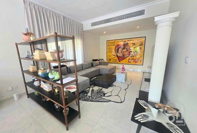 83647254 - Property Image 2