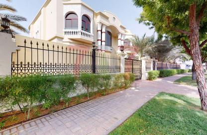 Villa - 7+ Bedrooms - 7+ Bathrooms for rent in Sector E - Emirates Hills - Dubai