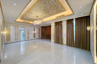 Villa - 5 - 7 for rent in Al Aweer 1 - Al Aweer - Dubai
