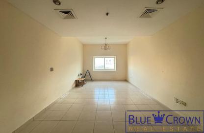 Apartment - 1 - 2 for rent in Hessa Home Building - Oud Metha - Bur Dubai - Dubai