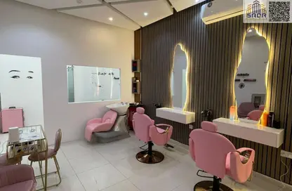 متجر - استوديو - 1 حمام للايجار في فلل الروضة 2 - 2 الروضة - الروضة - عجمان متجر - استوديو - 1 حمام للايجار في فلل الروضة 2 - 2 الروضة - الروضة - عجمان