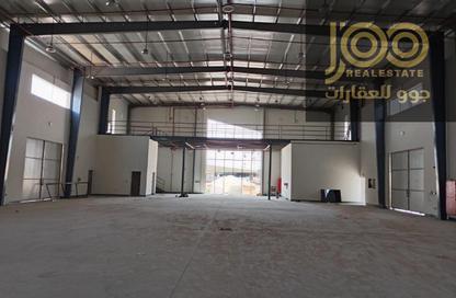 Warehouse - Studio - 2 for rent in Umm Al Thuoob - Umm Al Quwain