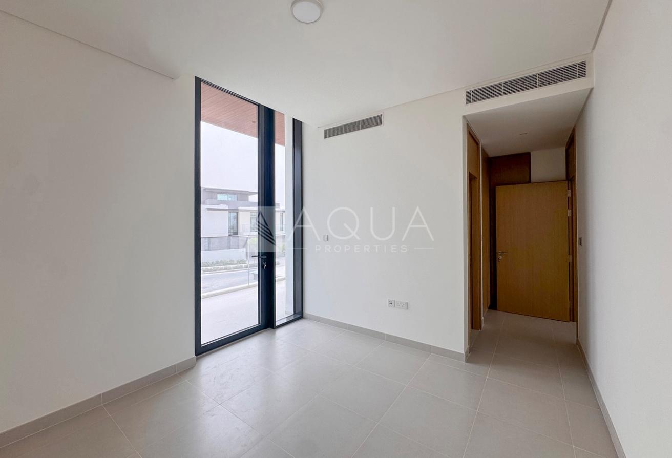 Fully Detached Villa | Brand New | 4 Bedroom photo 12