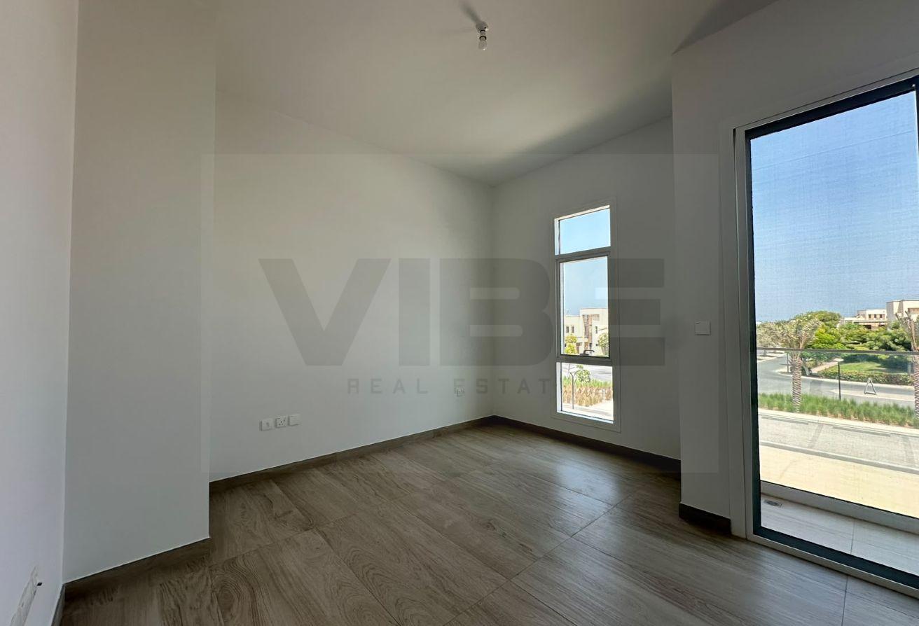 Spacious 2BR Villa with Maid Room | Granada 2