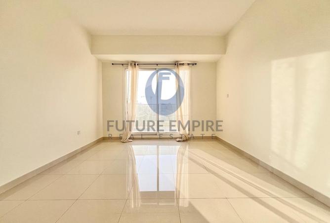 103677591 - Property Image 2