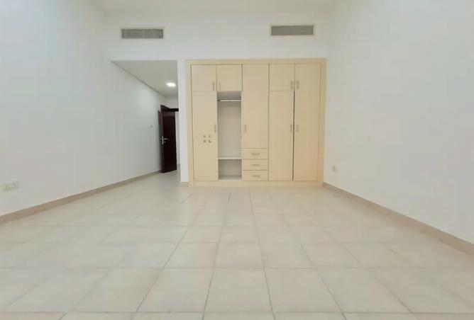 82389341 - Property Image 3