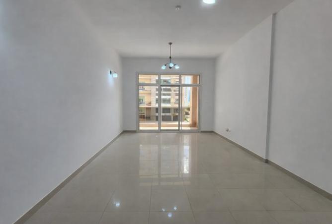 82389341 - Property Image 2