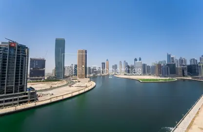 شقة - 2 غرف نوم - 3 حمامات للايجار في بريفه باي داماك (ايه) - داماك مايسون برايف - الخليج التجاري - دبي