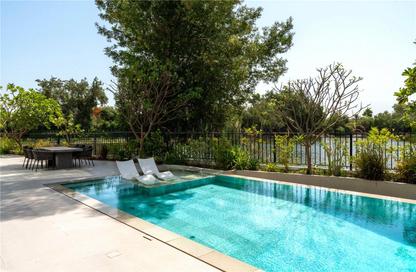 Villa - 5 Bedrooms - 5 Bathrooms for rent in Cluster 15 - Jumeirah Islands - Dubai