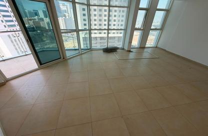 Apartment - 3 Bedrooms - 4 Bathrooms for rent in New Al Taawun Road - Al Taawun - Sharjah