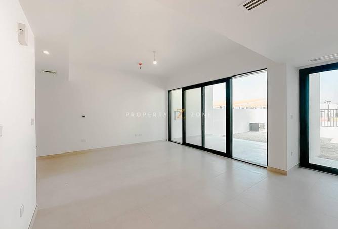 70276915 - صورة العقار 3