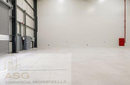 Warehouse - Studio - 1 Bathroom for rent in Dubai Investment Park 1 (DIP 1) - Dubai Investment Park (DIP) - Dubai